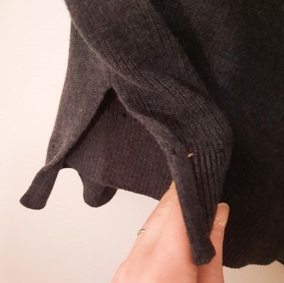 Cabi Gray Oversized Sweater M - Picture 7 of 7